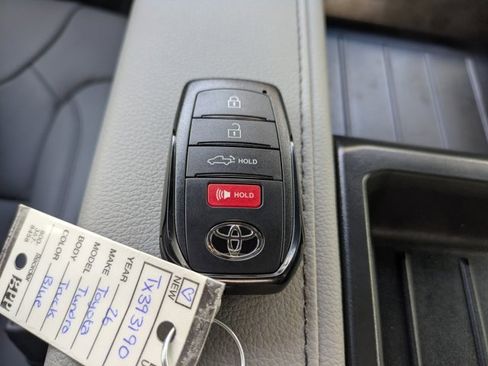 New 2026 Toyota Tundra Limited AWD/4WD image 30