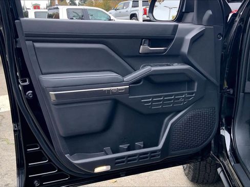 New 2025 Toyota Tacoma TRD Off-Road image 10