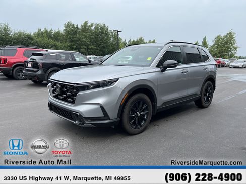 Used 2023 Honda CR-V Sport image 3