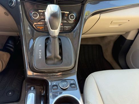 Used 2016 Ford Escape Titanium w/ Equipment Group 301A AWD/4WD image 22