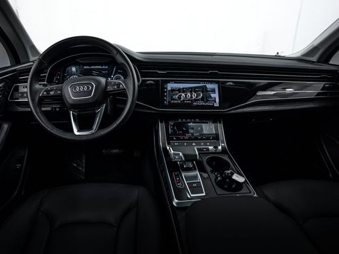 Used 2023 Audi Q7 3.0T Premium Plus w/ Premium Plus Package AWD/4WD image 19