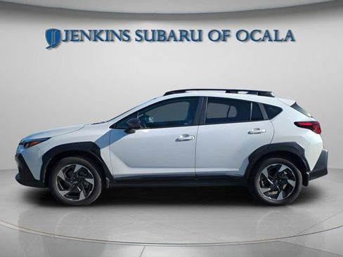 Used 2024 Subaru Crosstrek 2.5i Limited w/ Crosstrek Mirror Package image 5