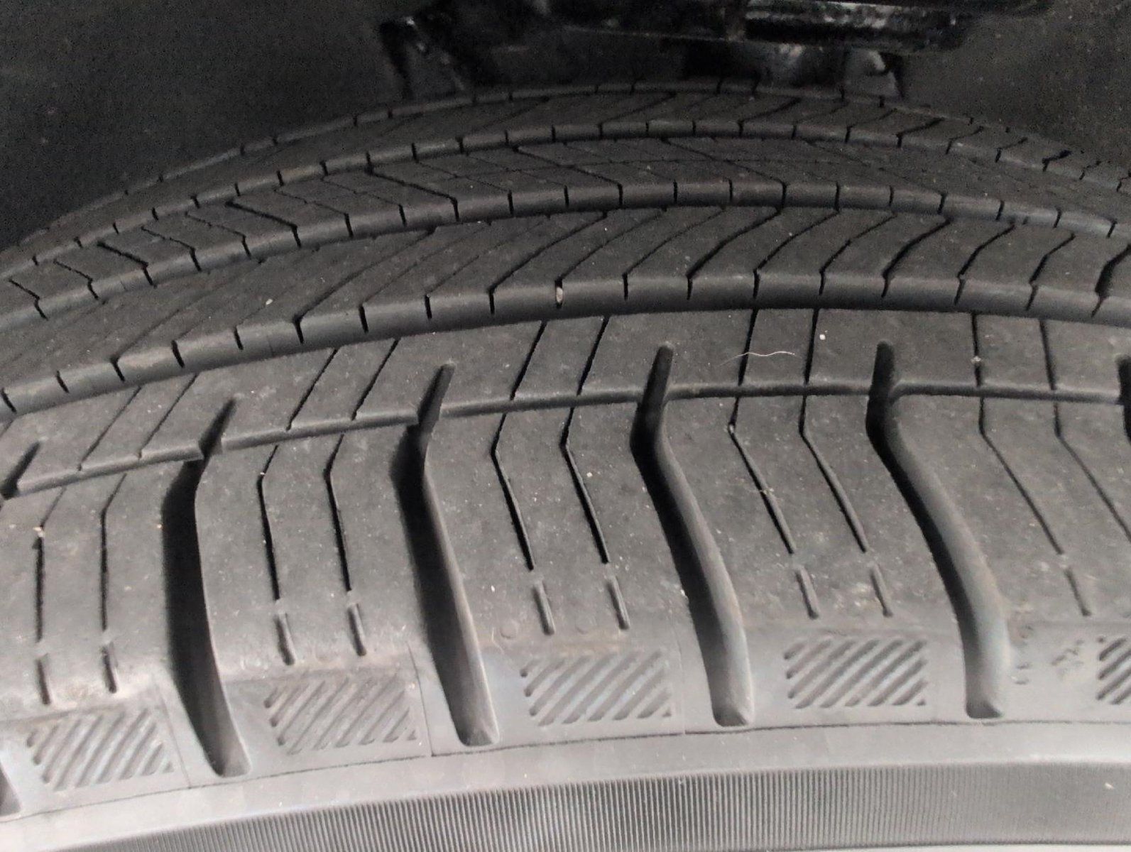 Used 2025 Lincoln Nautilus Reserve AWD/4WD image 5