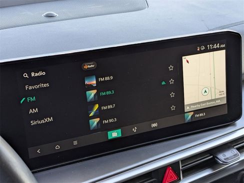 Used 2024 Kia Sorento S image 22