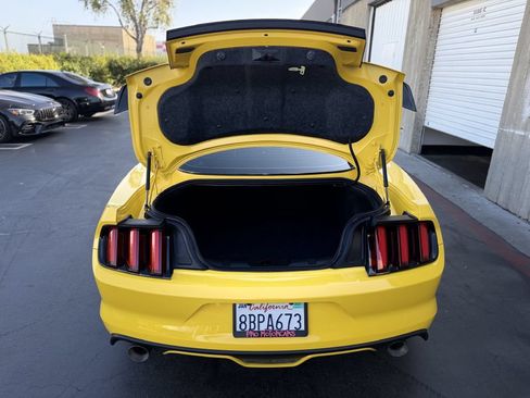 Used 2017 Ford Mustang GT Premium RWD image 20