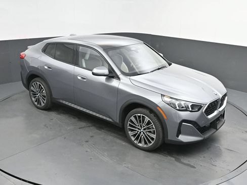 New 2026 BMW X2 xDrive28i w/ Convenience Package AWD/4WD image 40