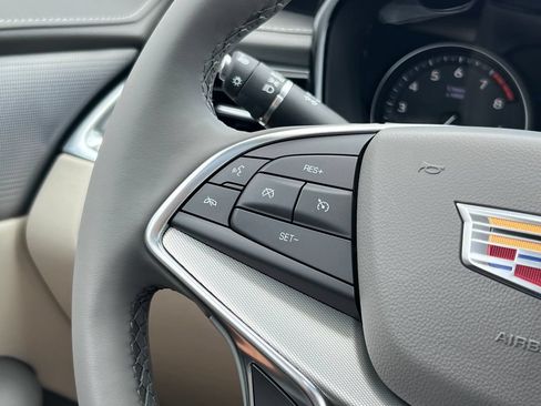 New 2026 Cadillac XT5 Premium Luxury w/ LPO, ONYX Package FWD image 37