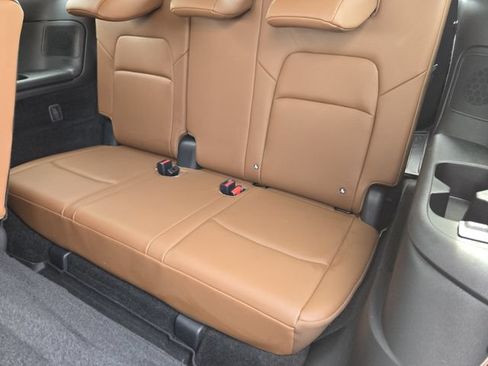 Used 2025 Nissan Pathfinder Platinum w/ Cargo Package AWD/4WD image 32