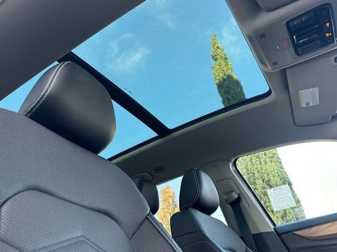 New 2026 Volkswagen Atlas SE image 16