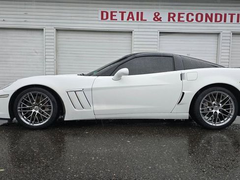 Used 2011 Chevrolet Corvette Grand Sport w/ Preferred Equipment Group image 45