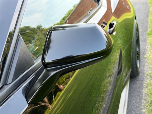Used 2018 Chevrolet Camaro ZL1 RWD image 16