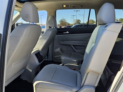 Used 2019 Volkswagen Atlas SEL image 14