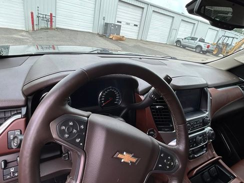 Used 2016 Chevrolet Tahoe LTZ RWD image 9