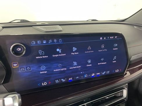 Used 2024 Chevrolet Traverse RS w/ LPO, Floor Liner Package AWD/4WD image 5