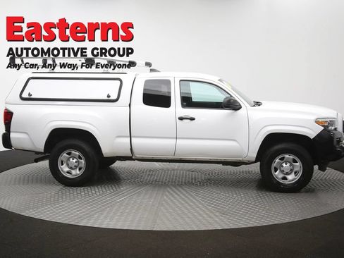 Used 2020 Toyota Tacoma SR RWD image 45