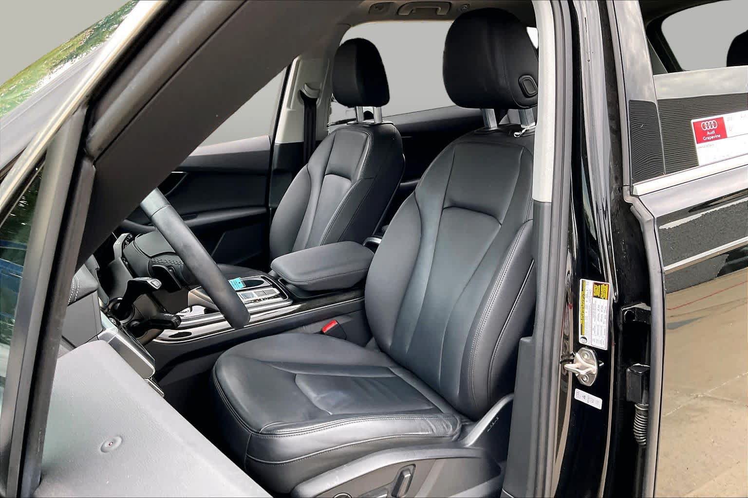 Used 2023 Audi Q7 2.0T Premium w/ Convenience Package AWD/4WD image 8