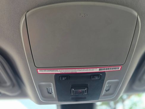Used 2023 Toyota Camry SE FWD image 33