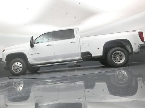 Used 2025 Chevrolet Silverado 3500 LTZ w/ LTZ Plus Package AWD/4WD image 44