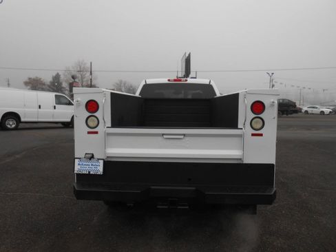 Used 2011 Chevrolet Silverado 3500 LT image 8