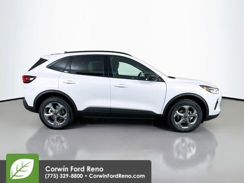 New 2026 Ford Escape ST-Line w/ Tech Pack #1 AWD/4WD image 8