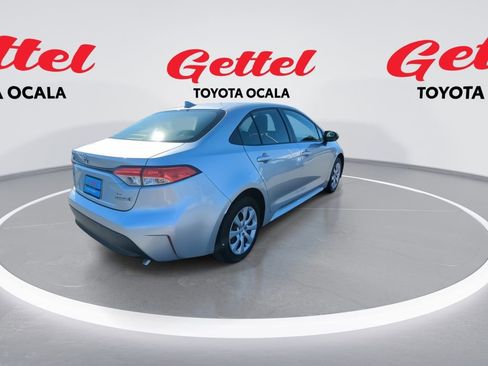 Used 2023 Toyota Corolla XLE image 8