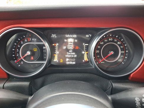 Used 2020 Jeep Wrangler Unlimited Rubicon image 25