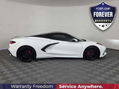 Used 2023 Chevrolet Corvette Stingray Coupe w/ 1LT RWD image 9