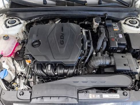 Used 2025 Kia K5 LXS FWD image 3