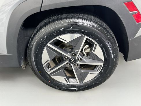 Used 2025 Hyundai Tucson SEL image 11