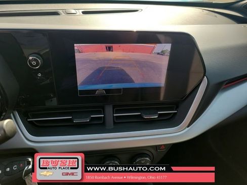 Used 2025 Chevrolet Trax RS w/ Driver Confidence Package image 29