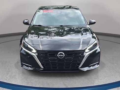 Certified 2023 Nissan Altima 2.5 S FWD image 2