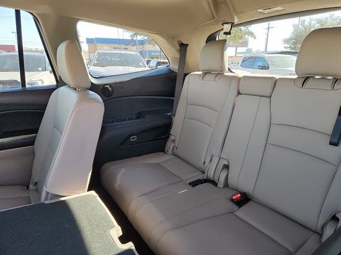 Used 2017 Honda Pilot EX-L image 11