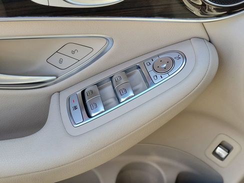 Certified 2022 Mercedes-Benz GLC 300 image 27