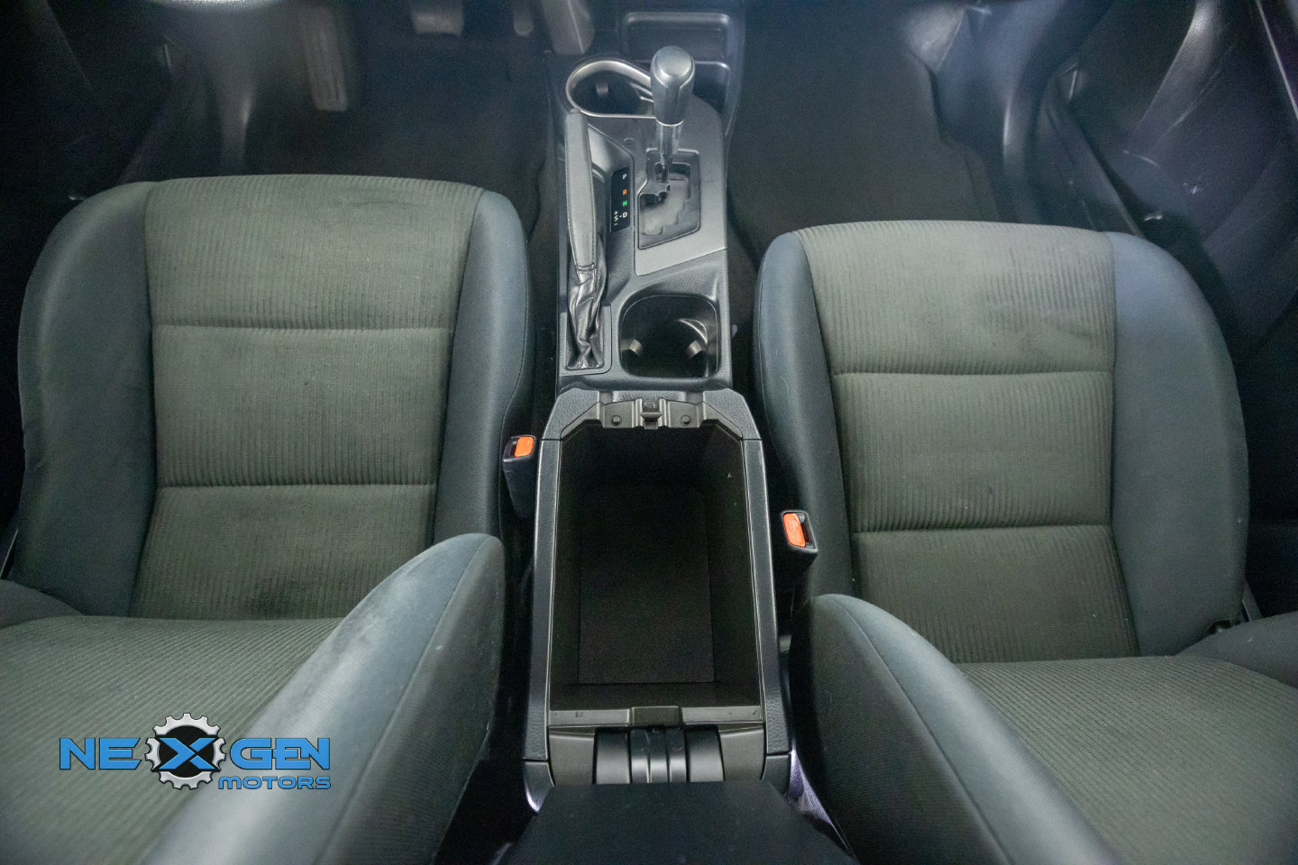 Used 2016 Toyota RAV4 LE FWD image 29