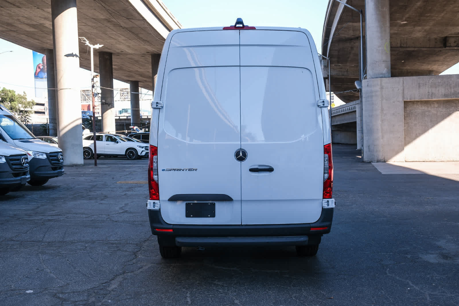 New 2025 Mercedes-Benz eSprinter 170 Cargo image 5