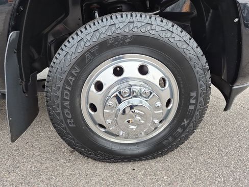 Used 2021 RAM 3500 Limited image 13