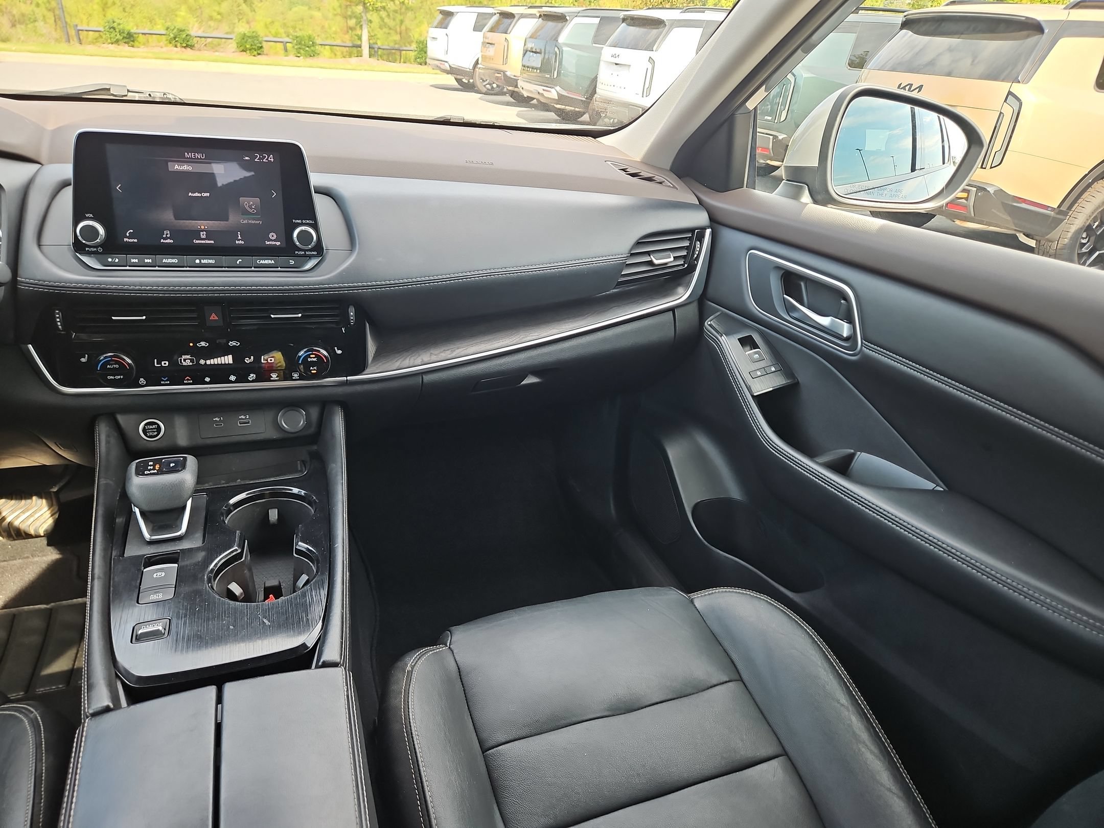 Used 2021 Nissan Rogue SL FWD image 11