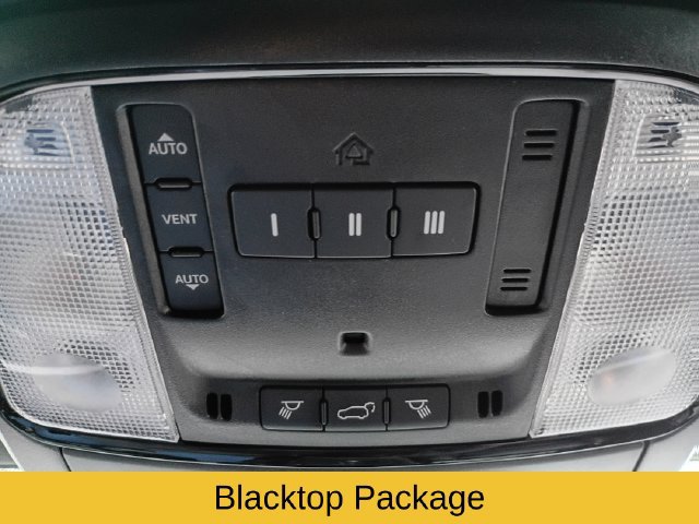 Used 2023 Dodge Durango GT AWD/4WD image 17