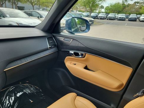 Certified 2023 Volvo XC90 T8 Ultimate w/ Protection Package Premier image 19