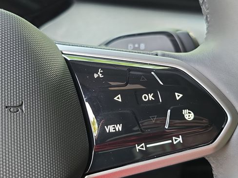 New 2025 Volkswagen ID. Buzz Pro S image 19