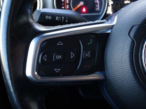 Used 2021 Jeep Wrangler Unlimited Sahara image 28