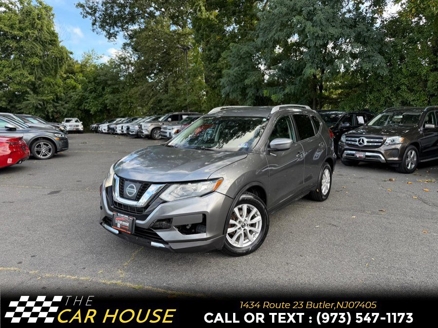 Used 2019 Nissan Rogue SV FWD image 1