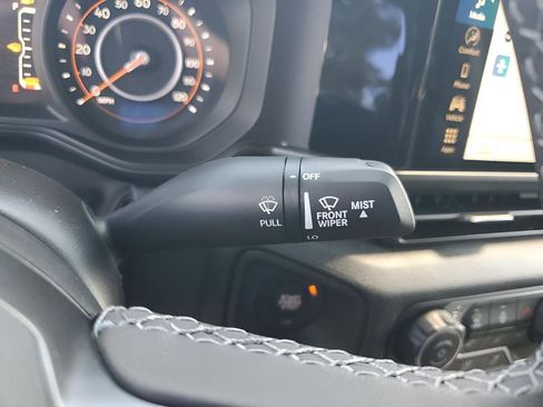 New 2025 Jeep Wrangler Sport S image 34