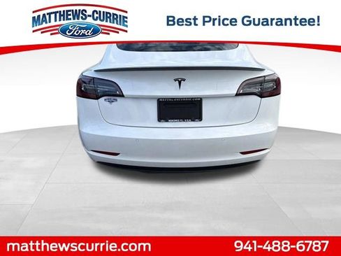 Used 2022 Tesla Model 3 Performance image 5