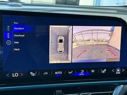 Used 2024 Chevrolet Equinox EV LT w/ LPO, Blackout Package FWD image 27