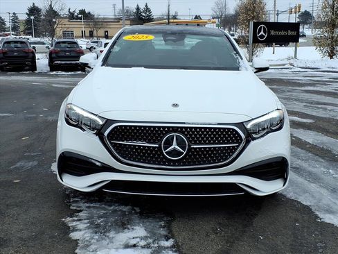 Certified 2025 Mercedes-Benz E 350 4MATIC Sedan image 9