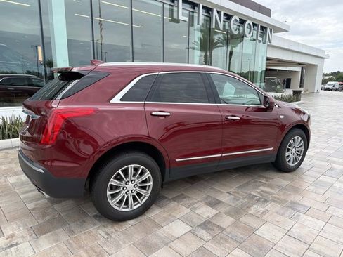 Used 2018 Cadillac XT5 Luxury w/ Driver Awareness Package FWD image 2