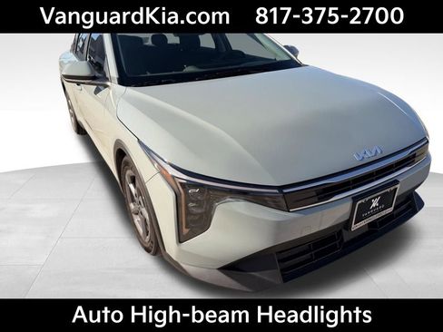 Certified 2025 Kia K4 LXS image 5