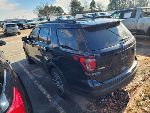 Used 2018 Ford Explorer Sport image 6