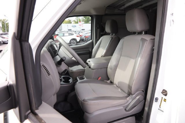 Used 2018 Nissan NV 2500 SV w/ Navigation Package RWD image 9